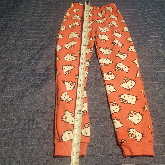 NWOT Sanrio Hello Kitty Girls Size 8/10 Sweatshirt & Joggers Pink Lounge Outfit - Picture 9 of 9